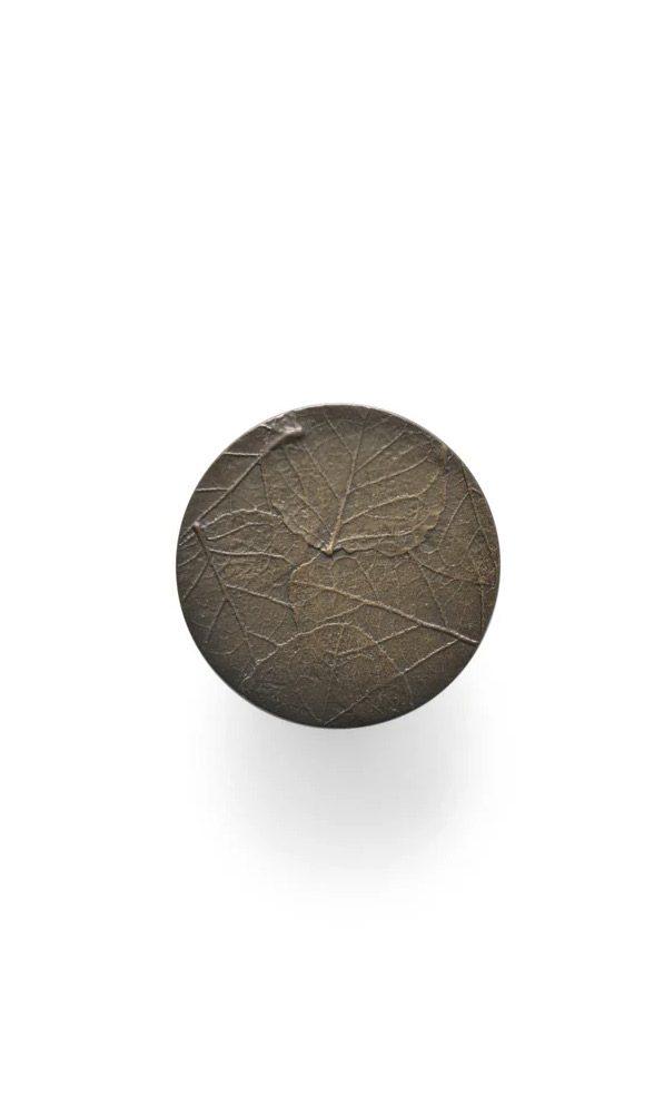 Forest Leaf Round Knob
