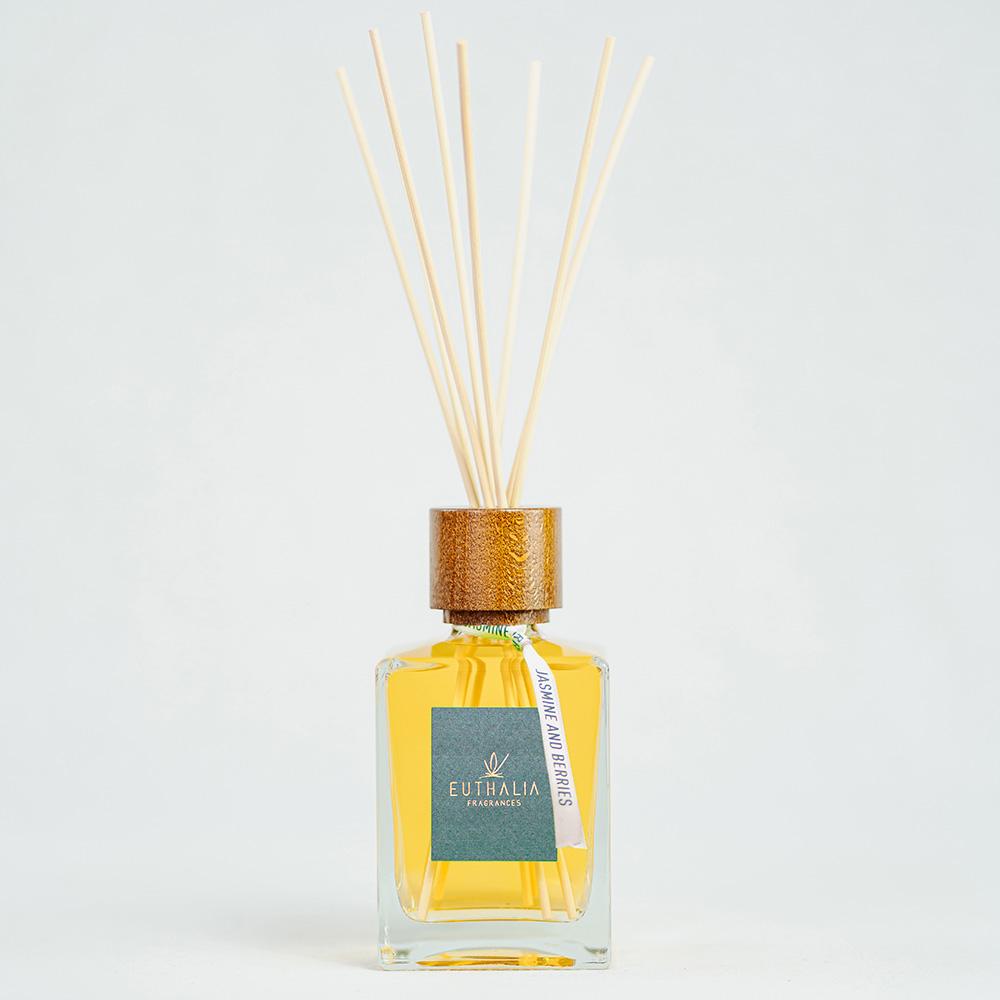 JASMINE AND BERRIES – Reed Diffuser